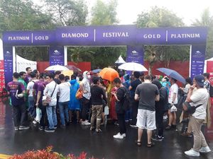 Jelang Konser Mariah Carey, Borobudur Diguyur Hujan