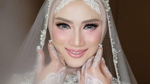 Foto: Cantiknya Melody Eks JKT 48 dari Prewedding hingga Resepsi Nikah