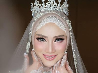 Foto: Cantiknya Melody Eks JKT 48 dari Prewedding hingga Resepsi Nikah