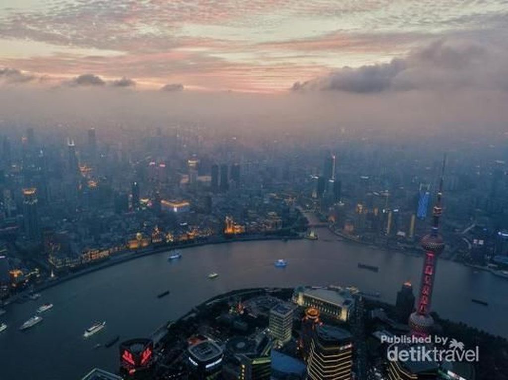 Shanghai Bikin Jakarta Mirip Kampung di Mata Tito, Begini Perbandingannya Shanghai Bikin Jakarta Mirip Kampung di Mata Tito, Begini Perbandingannya