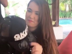 Gaya Liburan Maria Ozawa di Bali