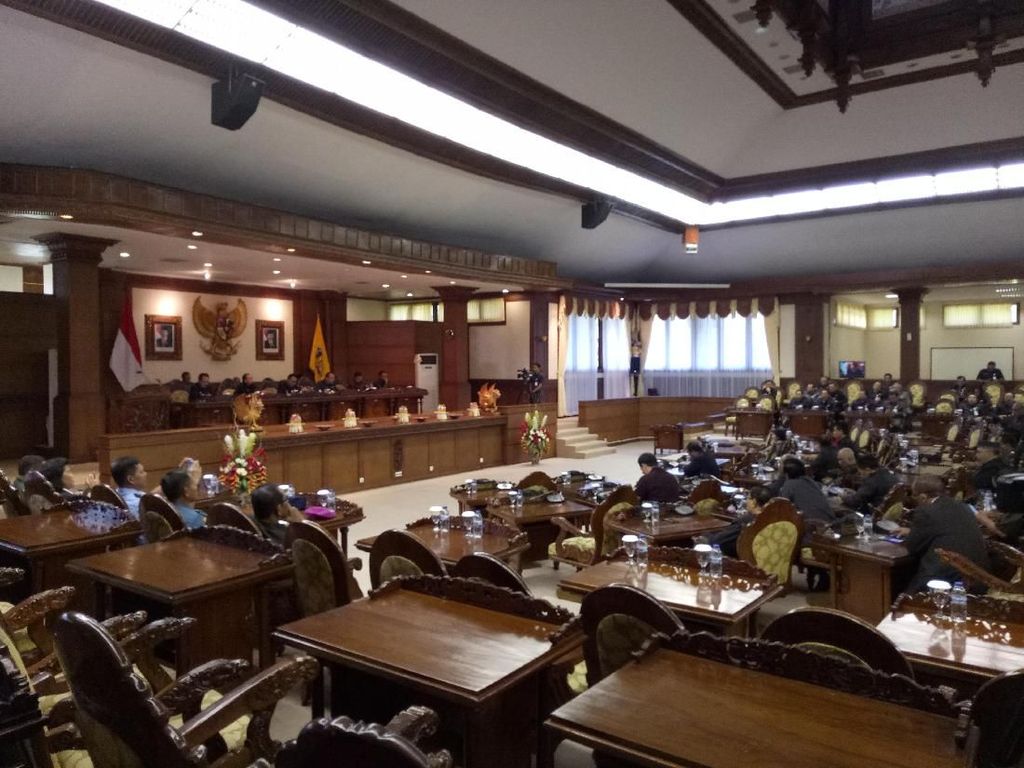 100 Persen Ditanggung Pemerintah, Begini Nyamannya Lansia di Bali 100 Persen Ditanggung Pemerintah, Begini Nyamannya Lansia di Bali