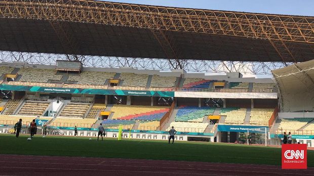 Timnas Indonesia menjalani latihan terakhir di Stadion Wibawa Mukti sebelum berangkat ke Singapura.
