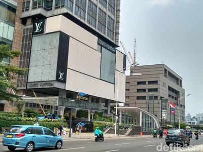 Menelusuri Stasiun MRT Jakarta yang Hampir Rampung