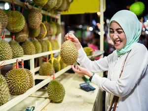 Penyebab Ibu Hamil Sensitif Saat Cium Bau Durian di Pesawat