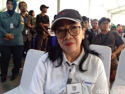 Psikolog Dampingi Keluarga Korban Lion Air Saat Tabur Bunga