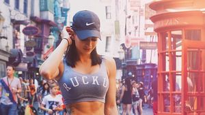 Foto: Liburannya Mantan Tentara AS yang Jadi Model Seksi