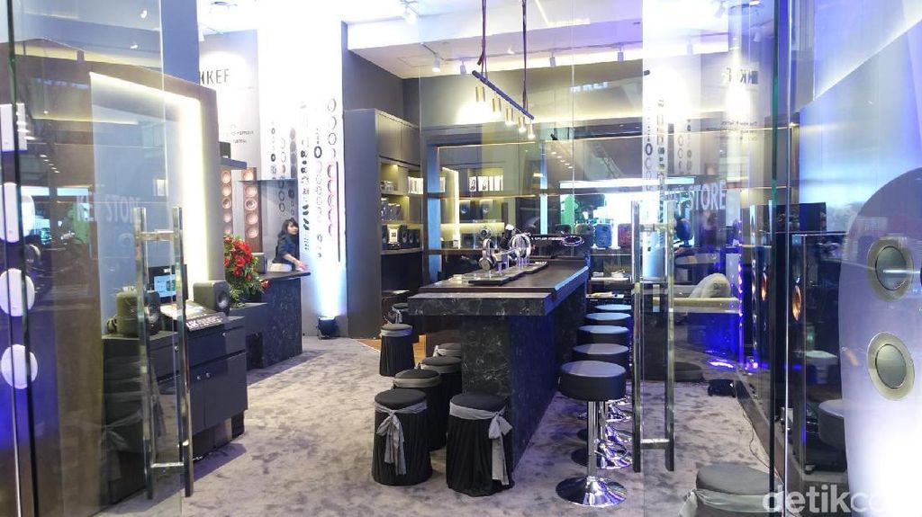 Melongok Gerai Speaker Premium KEF di Jakarta Melongok Gerai Speaker Premium KEF di Jakarta