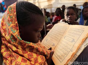 Menyibak Keterbatasan Anak-anak Senegal Membaca Alquran