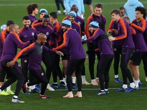 City Fokus ke Shakhtar Dulu, MU Kemudian