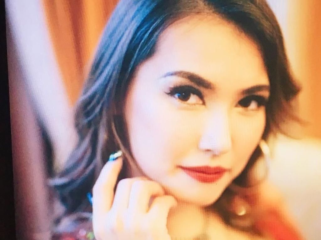 Blak-blakan Maria Ozawa soal Diperiksa Imigrasi Denpasar Blak-blakan Maria Ozawa soal Diperiksa Imigrasi Denpasar