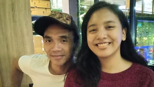 Kaka Slank  dan Akte Lahir Anak dalam Bentuk Tato 