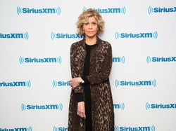 Usia Sudah 82 Tahun, Jane Fonda Stop Operasi Plastik
