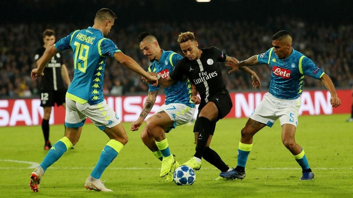 Napoli dan Paris Saint-Germain bermain imbang 1-1 di matchday 4 Liga Champions (Foto: Alessandro Bianchi/Reuters)
