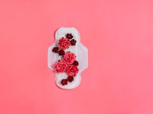 Viral Tren TikTok Darah Haid Jadi Skincare, Ahli Jelaskan Bahayanya Viral Tren TikTok Darah Haid Jadi Skincare, Ahli Jelaskan Bahayanya