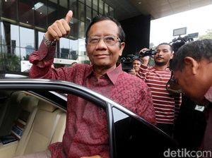 Tentang Pilpres Armageddon, Mahfud Md: Nakut-nakutin Aja, Pak Amien Tentang Pilpres Armageddon, Mahfud Md: Nakut-nakutin Aja, Pak Amien