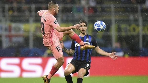 Barcelona tidak banyak memberikan ruang kepada Inter.