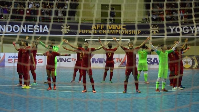 Timnas Futsal Indonesia merebut tempat ketiga di Piala AFF Futsal 2018 usai mengalahkan Vietnam 3-1. (Foto: dok futsal indonesia) Timnas Futsal Indonesia merebut tempat ketiga di Piala AFF Futsal 2018 usai mengalahkan Vietnam 3-1. (Foto: dok futsal indonesia)