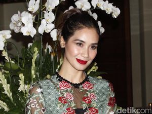 Kerja Keras Marsha Timothy Perankan Nyai Ontosoroh