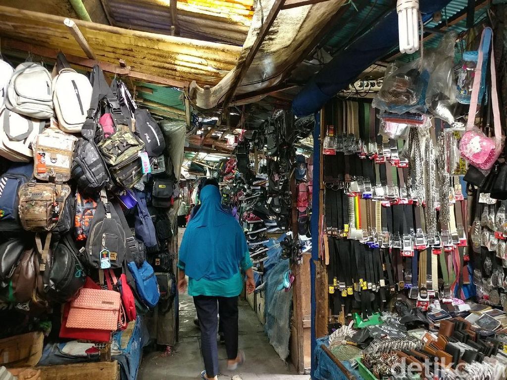 Apa Kabar Denda Rp 1 Juta bagi Pembeli di Zona Merah PKL Bandung? Apa Kabar Denda Rp 1 Juta bagi Pembeli di Zona Merah PKL Bandung?