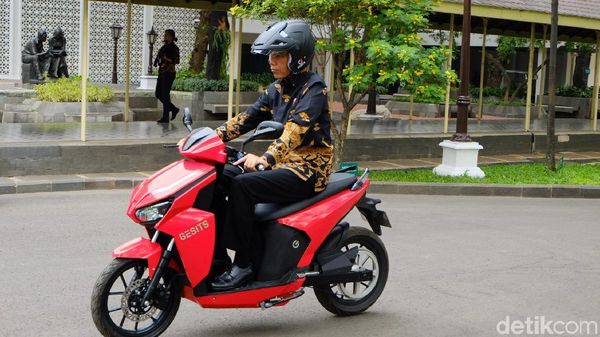 Transformasi Motor Gesits dari Prototipe sampai Dicoba Jokowi