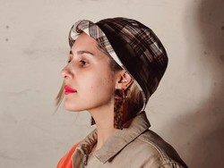 Blogger Dina Tokio Umumkan Tak Lagi Berhijab