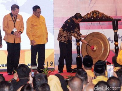 Jokowi Buka Pembekalan Caleg Hanura
