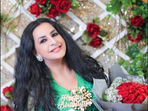 Gaya Makan Hits Ala Alatas, Sosialita Tajir Ibunda Tasya Farasya