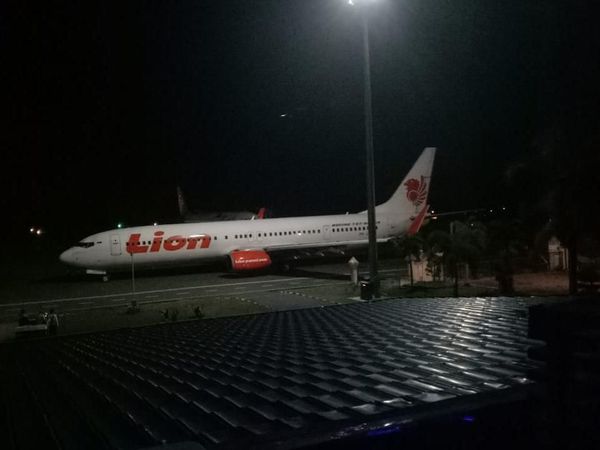 Potret Lion Air yang Sayapnya Senggol Tiang Lampu Bandara Bengkulu
