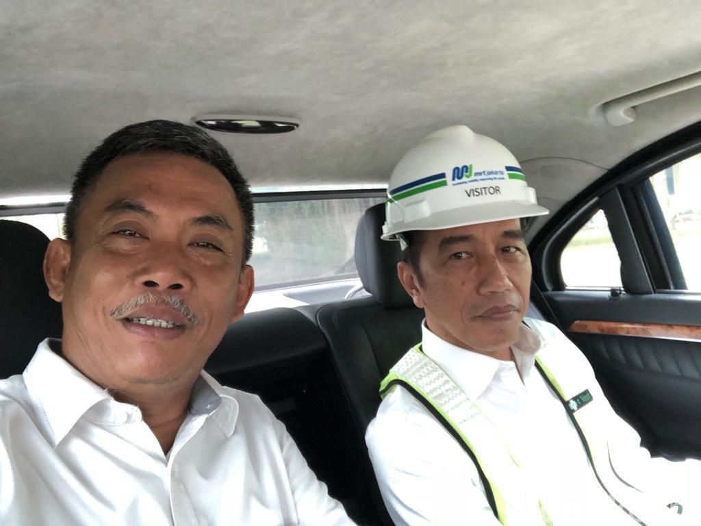 Ketua DPRD DKI Satu Mobil Bersama Jokowi, Bahas Wagub DKI? Ketua DPRD DKI Satu Mobil Bersama Jokowi, Bahas Wagub DKI?
