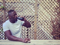 Positif Corona, Idris Elba Tak Rasakan Gejala Sakit