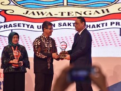 Top 10 Pengelolaan Pengaduan, Jateng Raih Piala Anggakara Birawa