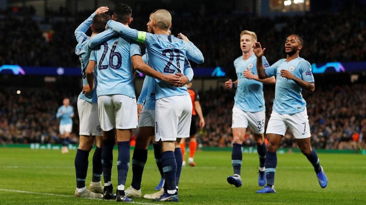 Manchester City bisa samai Invincible Arsenal? (Foto: Reuters)