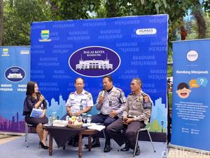 Perhatian, Mulai Senin Parkir Sembarangan di Bandung Dicabut Pentil!