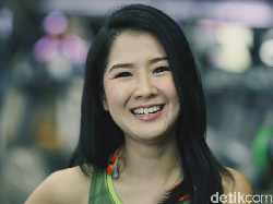Lebih Dekat dengan Liana Tasno, Direktur Cantik yang Kecanduan Lari