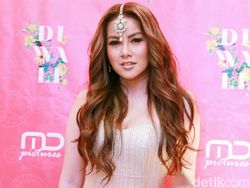 Polda Jatim akan Panggil Olla Ramlan dan Nia Ramadhani Soal Kosmetik Ilegal