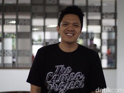 Bangkrut, Reza Nangin Bersyukur Nggak Pernah Ditinggal Istri