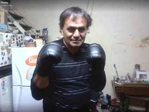 Mantan Petinju Ini Meninggal Saat Ikut Lomba Makan Roti Croissant