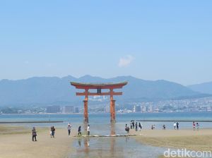 Makin Populer, Gerbang Torii Terapung Kok Jadi Makin Mahal? Makin Populer, Gerbang Torii Terapung Kok Jadi Makin Mahal?