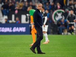 Itu sebenarnya bukan penghinaan. Saya cuma ingin mendengar apakah mereka (fans) membuat komentar lagi atau tidak, kata Mourinho merujuk pada hinaan yang dilontarkan fans tuan rumah sepanjang pertandingan (REUTERS/Massimo Pinca)