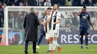 Tindak tanduk Jose Mourinho membuat beberapa pemain Juventus gerah. Salah satunya kapten Leonardo Bonucci yang secara langsung memprotes sang manajer. (REUTERS/Stefano Rellandini)