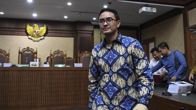 Tuntutan KPK untuk Zumi Zola: Action Figure hingga 8 Tahun Penjara Tuntutan KPK untuk Zumi Zola: Action Figure hingga 8 Tahun Penjara