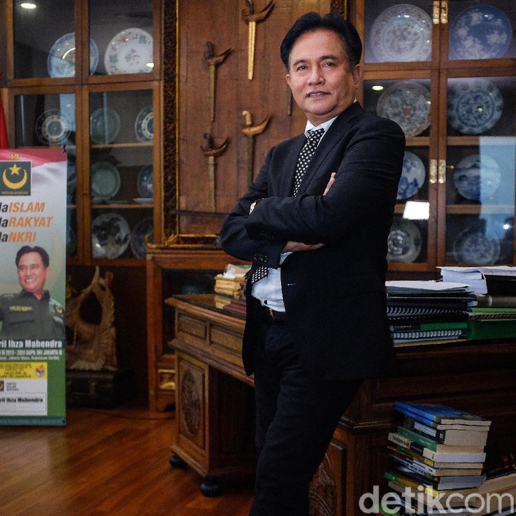 People Power Akhirnya Akan Mencari Legitimasi Konstitusional People Power Akhirnya Akan Mencari Legitimasi Konstitusional