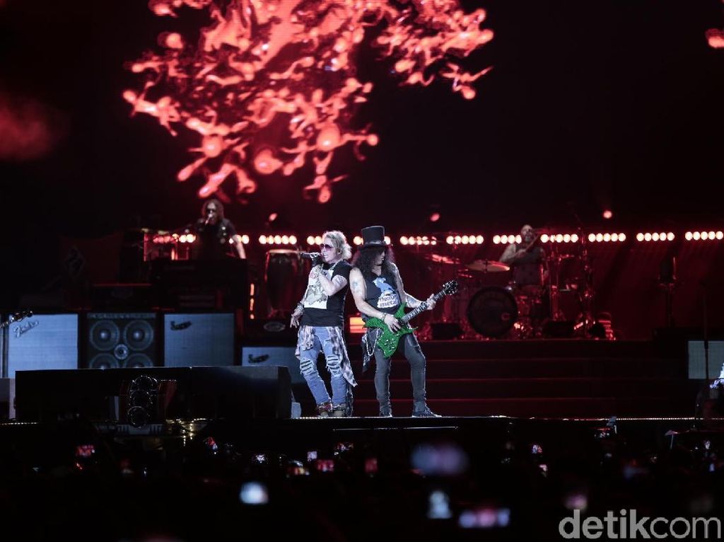 Guns N Roses Bawa Belantara ke Jakarta