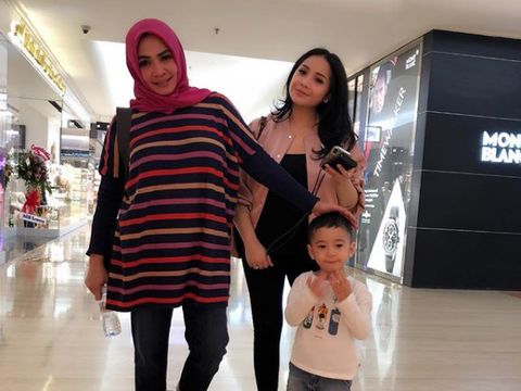 Lucunya Rafathar Tak Bisa Bohong Saat Dibelikan Mainan Diam-diam