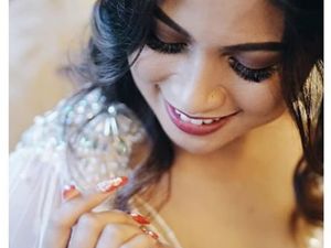 Mengenal Barbie Nouva, Model Seksi yang Juga Sahabat Miyabi