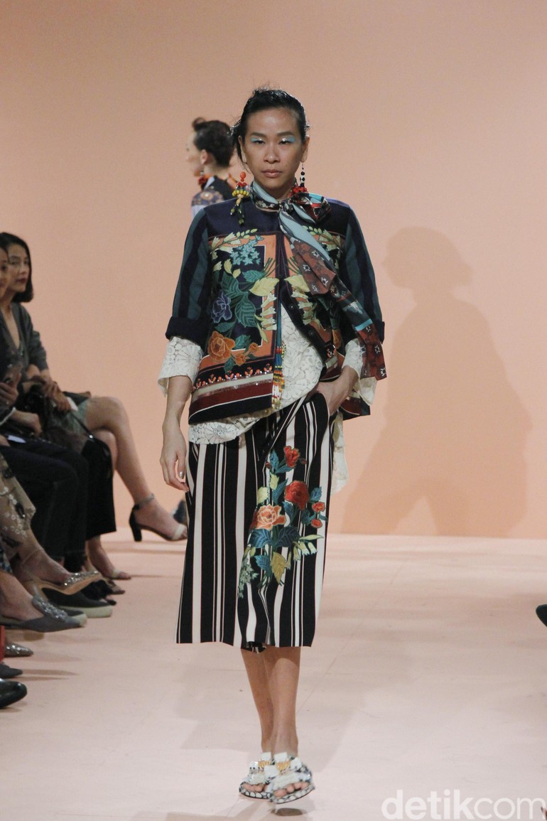 15 Karya Terbaru Biyan Untuk Koleksi Spring Summer 2019 15 Karya Terbaru Biyan Untuk Koleksi Spring Summer 2019