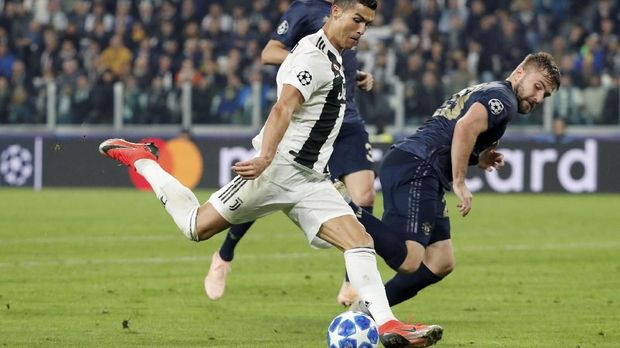 Manchester United berada dalam tekanan kuat Juventus sepanjang pertandingan.