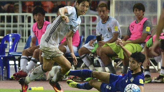 Mika Chunuonsee salah satu pemain kelahiran luar negeri di skuat Thailand.