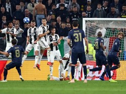 Bola-Bola Mati MU Menghukum Juve